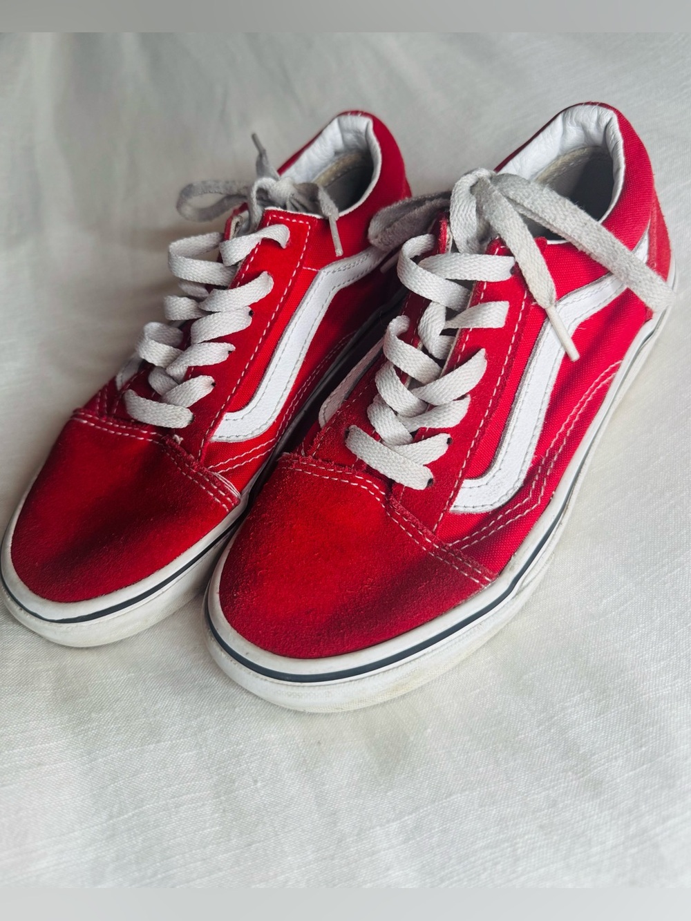 VANS Red White-Stripe Skate Sneaker Shoes, Size Kids 2